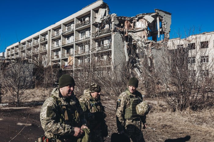 Al menos 25 muertos en un ataque ucraniano sobre un mercado en Donetsk, según Rusia