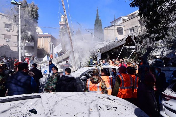 Sube a 12 el número de muertos por el ataque en Damasco atribuido a Israel, según una ONG