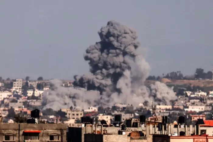 Israel profundiza su ofensiva en Jan Yunis mientras prepara la incursión en Rafah