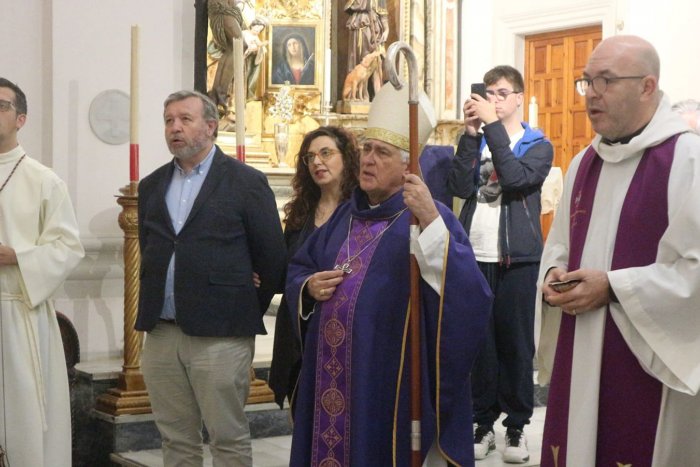 El cura juzgado por denunciar desmanes del obispo de Cádiz: "Me perdonaban si pasaba cinco años en un monasterio"