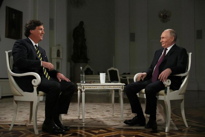 Putin se despacha con el periodista ultra amigo de Abascal: "La paz depende de Washington"