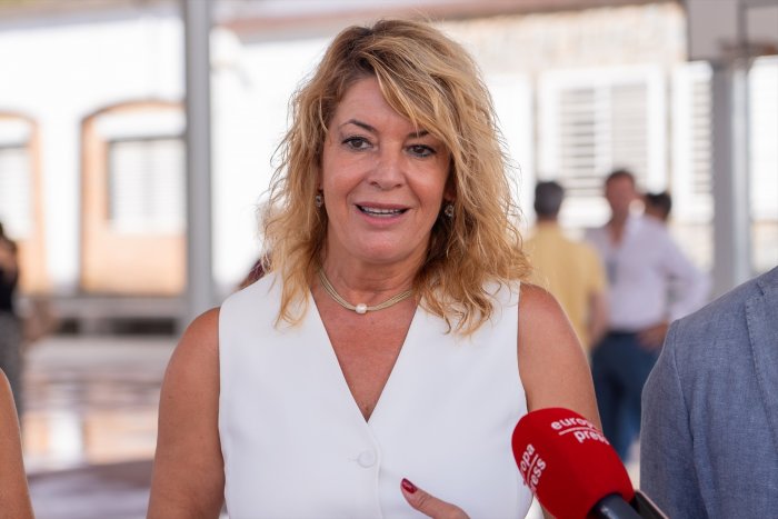 El Ayuntamiento de Huelva aplaza el taller de limpieza calificado de "machista" por la ministra de Igualdad