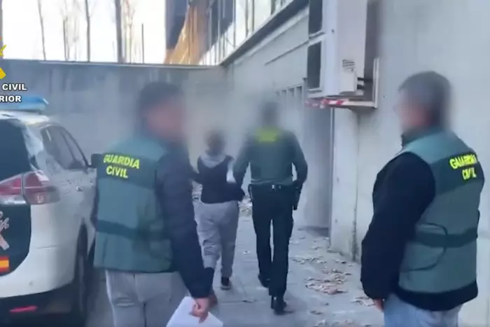 La Guardia Civil detiene en Ciudad Real a los padres de una niña de 12 años por forzar su matrimonio