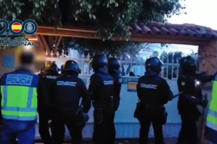 La Policía libera en Alacant a 11 mujeres víctimas de explotación sexual, dos de ellas menores