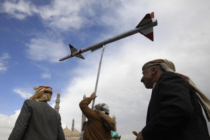 Los hutíes anuncian un ataque con 37 drones en el mar Rojo, el mayor en cinco meses