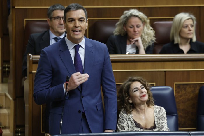 El 'caso Koldo' pasa factura al PSOE: el PP se distancia y aventaja en casi tres puntos a los socialistas, según el CIS