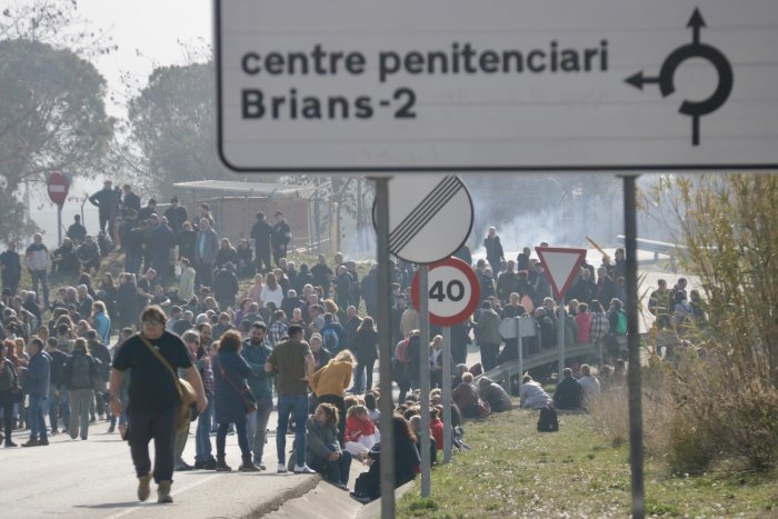 Els sindicats de presons convoquen una vaga el 26 d'abril i l'11 de maig, en plena campanya electoral