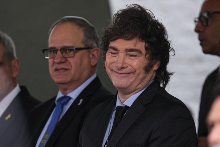 Los 'trolls' de Milei siembran el terror entre el equipo del Gobierno argentino