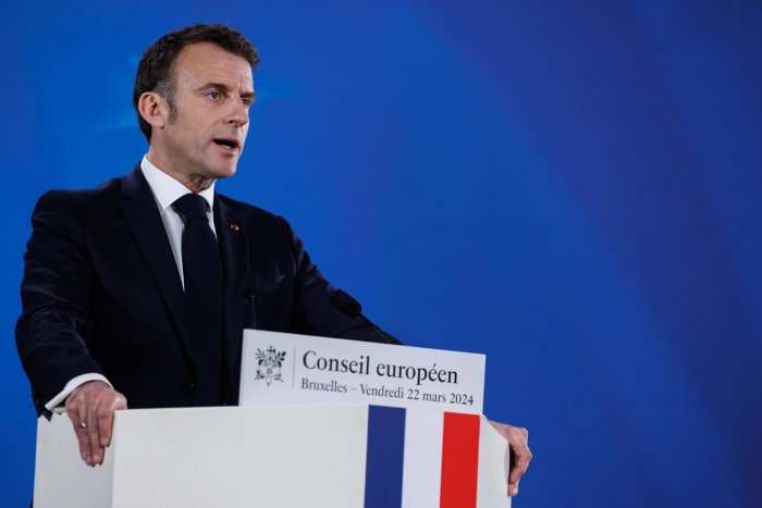 Macron: "El grupo que asumió la masacre en Moscú estuvo detrás de tentativas en Francia"