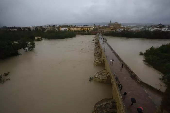 Abril arranca lluvioso y frío tras el paso de Nelson, pero las temperaturas subirán más de lo normal durante la semana