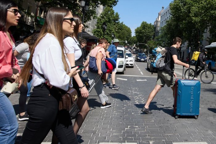 Críticas al Ayuntamiento de Madrid tras su nueva medida para los pisos turísticos