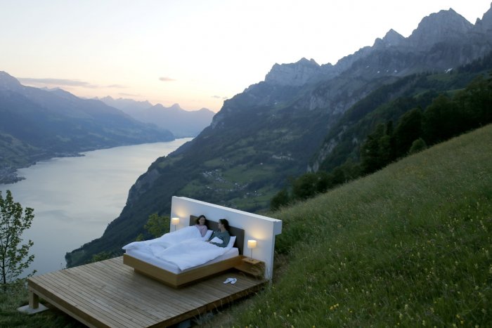 Una suite sin paredes en los Alpes suizos