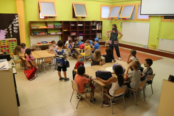 El nou curs escolar començarà el 6 de setembre a infantil, primària i ESO