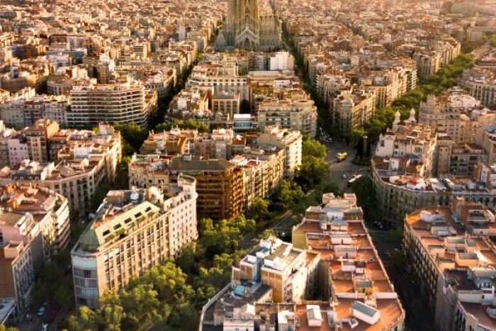 L'Eixample de Barcelona i la plana de Vic, únics punts amb contaminació atmosfèrica el 2022