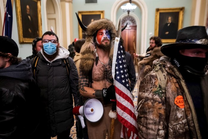 El asalto al Capitolio de EEUU, en imágenes