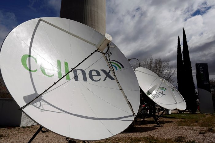 Cellnex capta 2.500 millones en bonos para alargar los vencimientos de su deuda