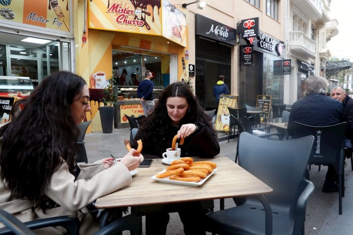 La crisis cortocircuita la emancipación: 230.000 jóvenes vuelven a casa de sus padres