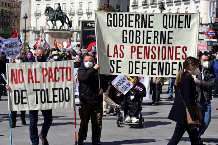 Los incentivos para retrasar las jubilaciones, un tapón para el acceso de los jóvenes al mercado laboral