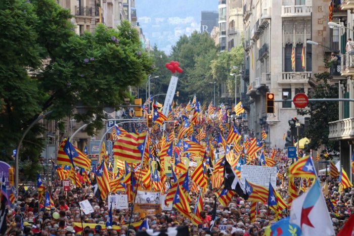 Catalunya es prepara per celebrar una Diada marcada per la fractura de l'independentisme
