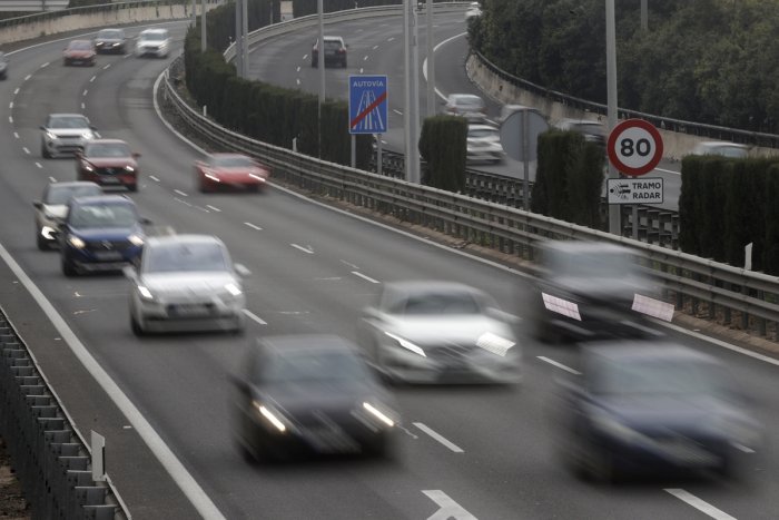La nueva ley de tráfico, con sanciones más duras, entra en vigor este lunes