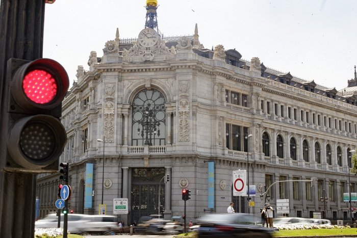 La deuda se modera por debajo del 110% del PIB en el tercer trimestre