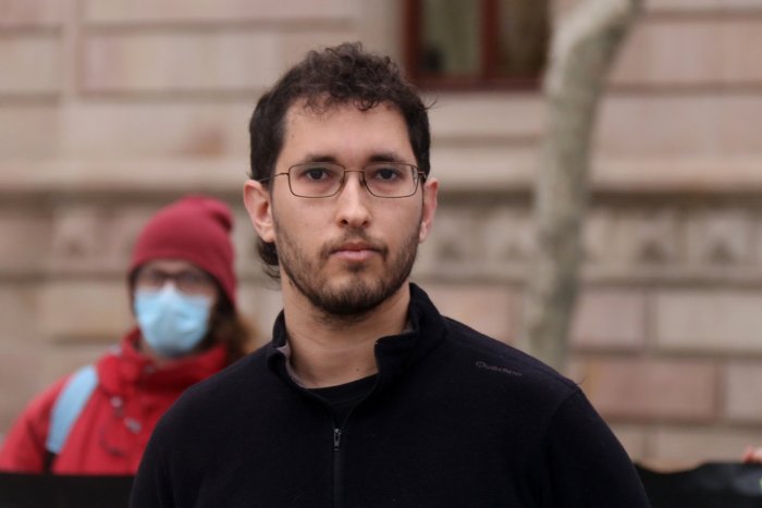 Absolt l'activista independentista Brian Bartés de l'agressió a un mosso durant el Consell de Ministres el 2018