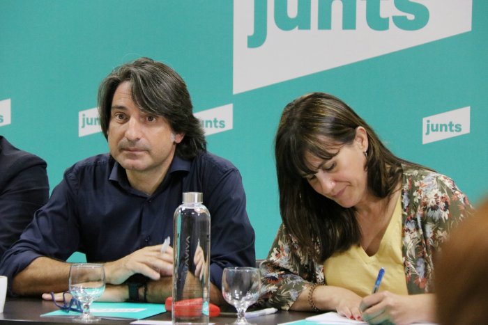 L'esbroncada del diputat de Junts Francesc de Dalmases a una periodista del 'Faqs' genera una forta polèmica