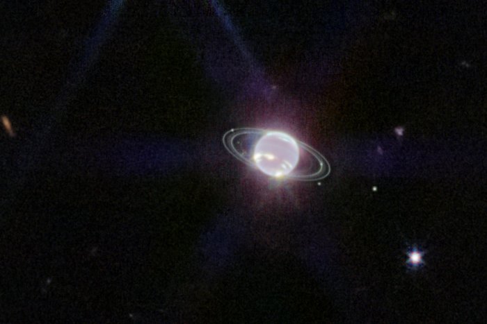 El telescopio espacial James Webb fotografía los anillos de Neptuno más nítidos que nunca