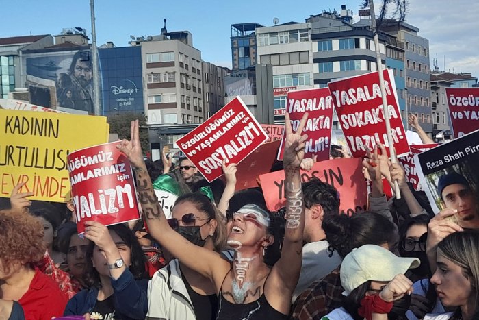 Los derechos de las mujeres, víctimas de la polarización social en Turquía