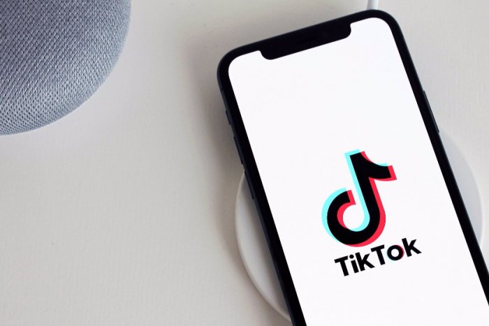 El català arriba a TikTok: l'afegirà com a opció lingüística de l'aplicació