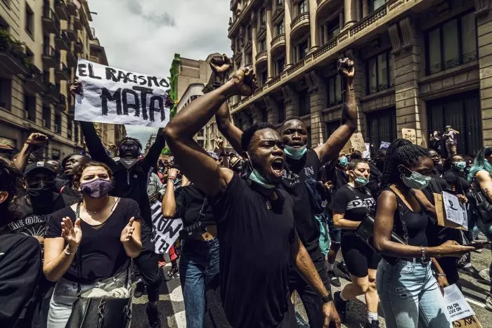 Los abusos policiales son ya el primer motivo de denuncia por discriminación racista en Catalunya