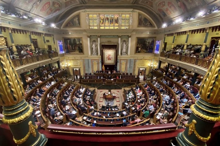 Unos 49 diputados aún no se han acreditado y deberán hacerlo el último día