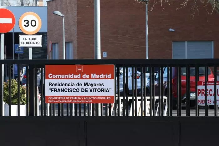 Ayuso destituye al director de la residencia de Alcalá por el trato precario a los mayores que investiga la Fiscalía