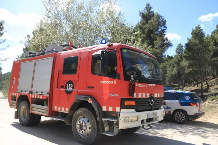 Controlat l'incendi a la serra de Pàndols, a Gandesa, que ha cremat 2,2 hectàrees