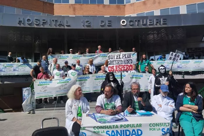 Los vecinos de Madrid organizan una consulta ciudadana en defensa de la sanidad pública: "No vamos a parar"