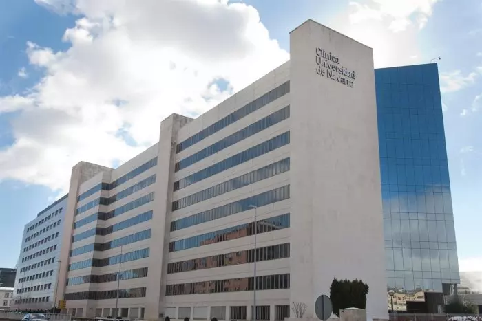 El hospital del Opus cataloga la transexualidad y la homosexualidad como "trastorno" o "desviación" en pleno 2023