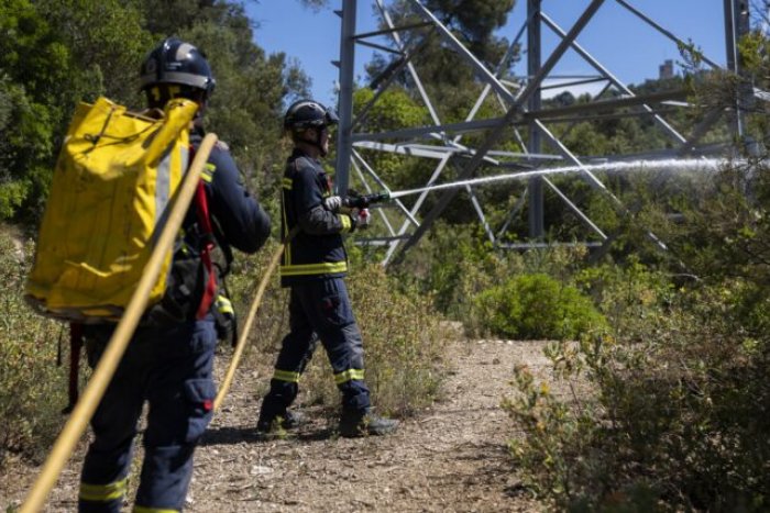 Els Bombers de Barcelona avancen la precampanya forestal davant de l'elevat risc d'incendis