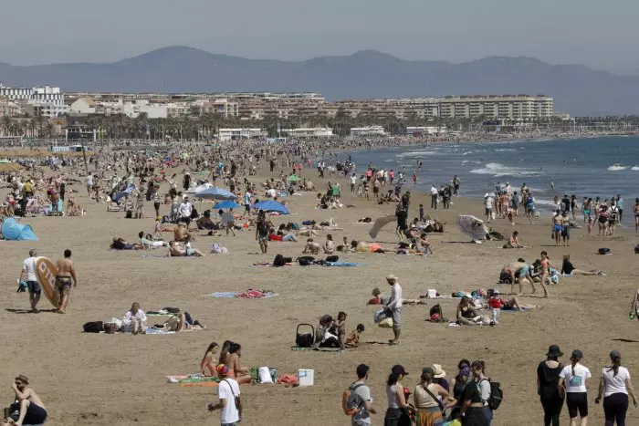 Alerta de calor en la última semana de abril en España: temperaturas de hasta 35 grados