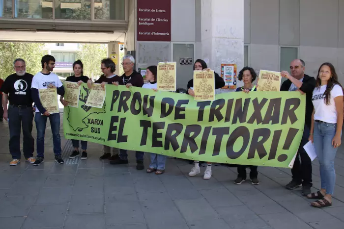 La Plataforma Aturem Hard Rock convoca una nova manifestació al juny contra el macrocomplex turístic