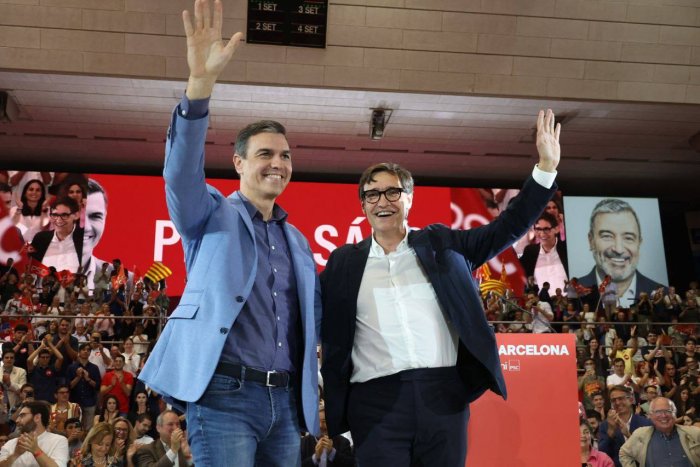 L'anunci de Sánchez sacseja l'inici de la campanya electoral del PSC