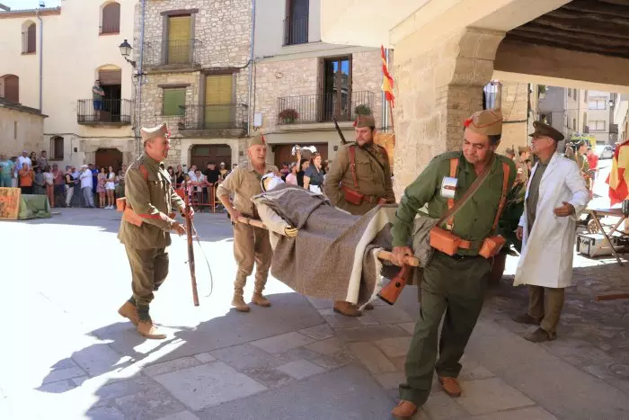 Recreen l'entrada de les tropes republicanes a la Fatarella en el 85è aniversari de la batalla de l'Ebre