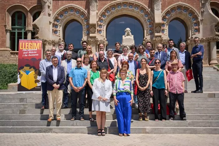 El nou Pla nacional del llibre i la lectura es proposa que 3 de cada 4 ciutadans llegeixin trimestralment