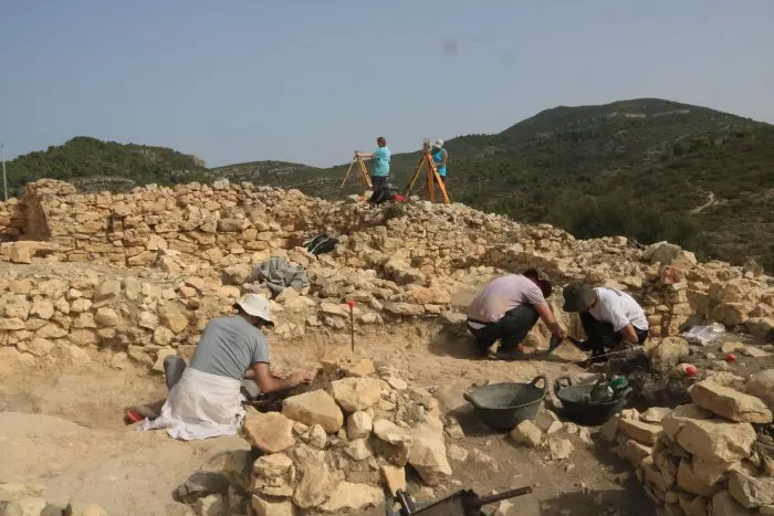 Treballen per demostrar que el jaciment de Sant Jaume d'Alcanar era una factoria fenícia