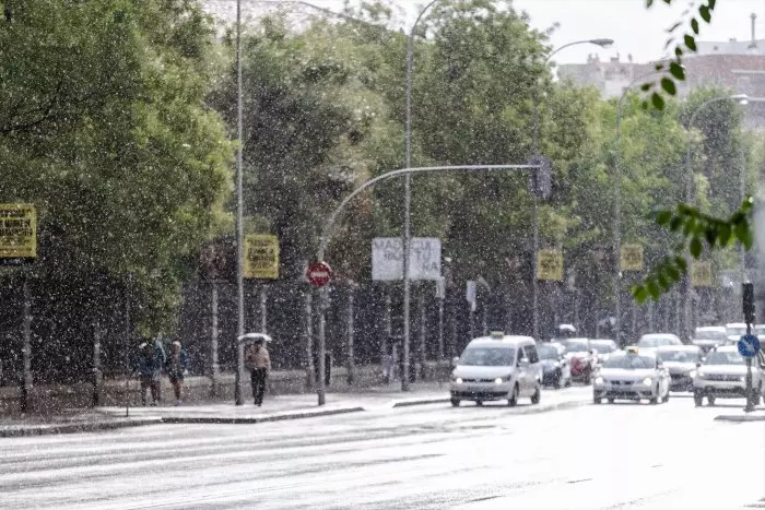 Alerta roja por lluvias en España: ¿qué precauciones debemos tomar ante una tormenta?