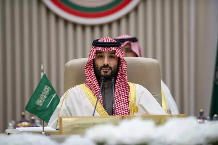 El príncipe heredero de Arabia Saudí intenta limpiar su imagen a golpe de talonario