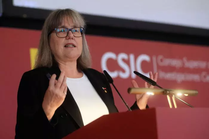 El CSIC premia a Donna Strickland, la "investigadora de la luz"