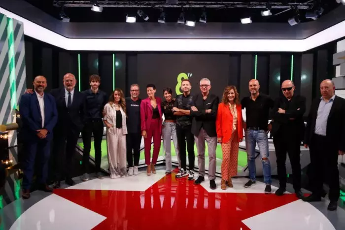 8tv ja és història