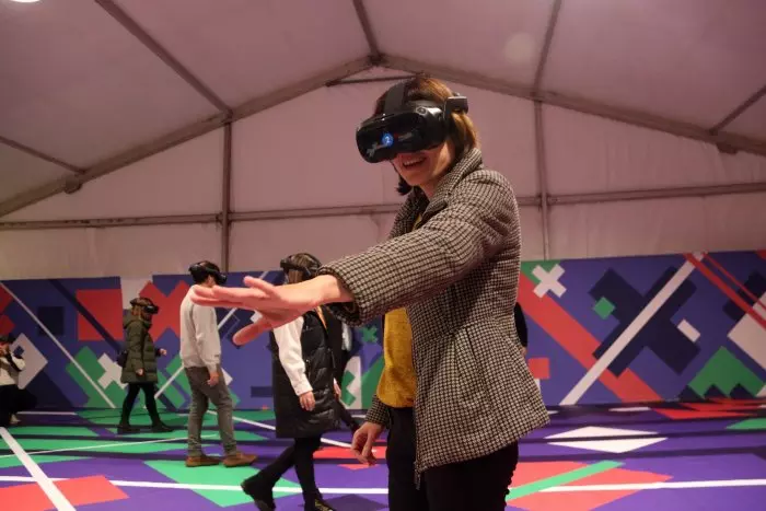 El 3Cat presenta una experiència de realitat virtual immersiva entorn l'univers de l'SX3 a la fira de Nadal del Port