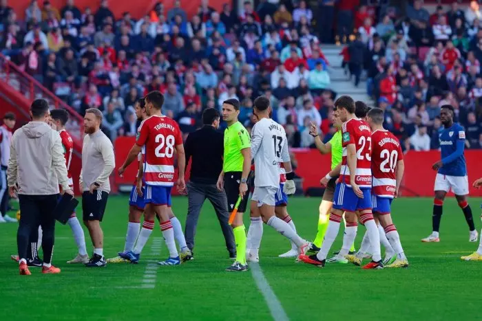 Suspendido el Granada-Athletic por el fallecimiento de un aficionado