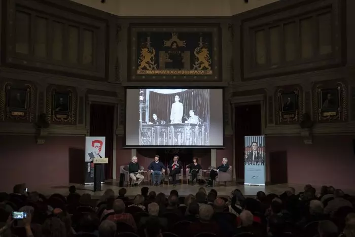 Ayuso pone la cruz al Ateneo de Madrid y le quita la subvención anual